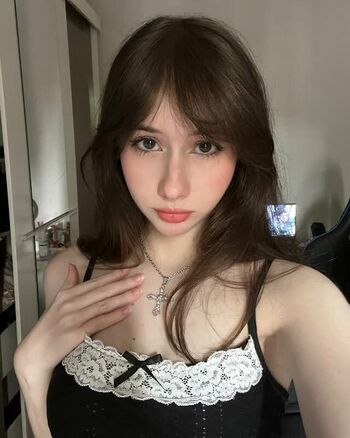 Full leaked Lily chee/ private onlyfans photo
