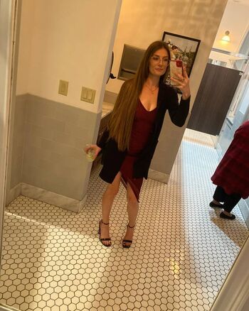 Dillion Carter -