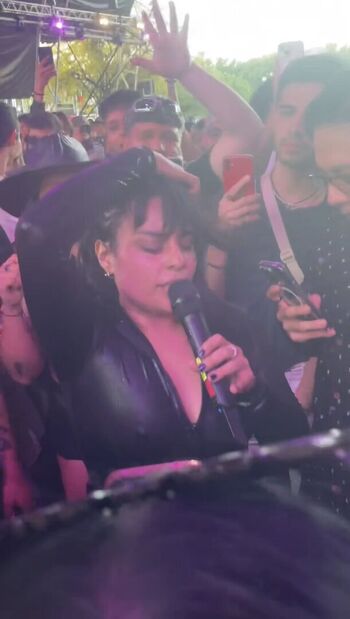 Girl Ultra