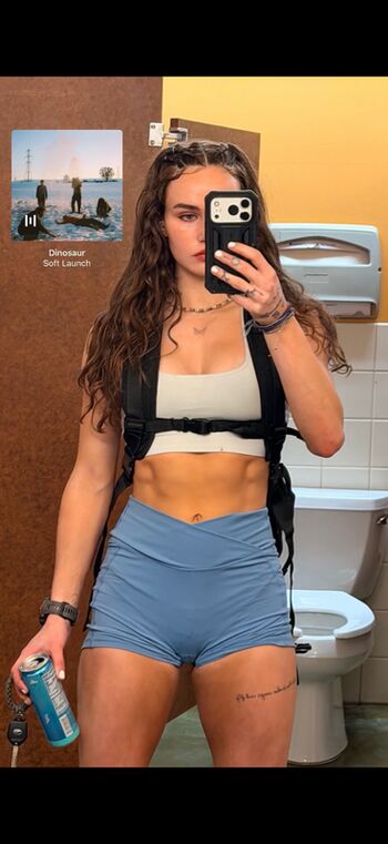Isabella Grae