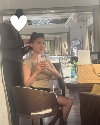 mlle.jiwon