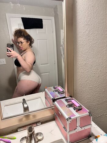 Mo Monroe