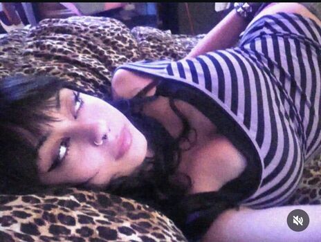 Full leaked Littledeeva/ private onlyfans photo
