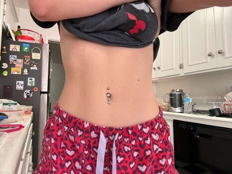 Full leaked Roxy loov/ private onlyfans photo