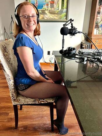 Shawna's Pantyhose Playground