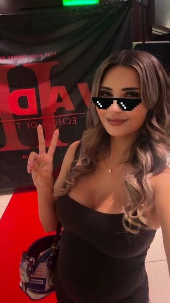 Full leaked Virgula girl/ private onlyfans photo