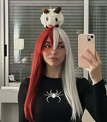 white_bvnny